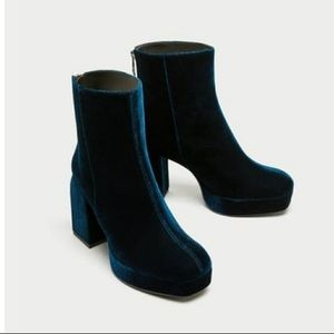 NEW ZARA VELVET PLATFORM BOOTS/BOOTIES